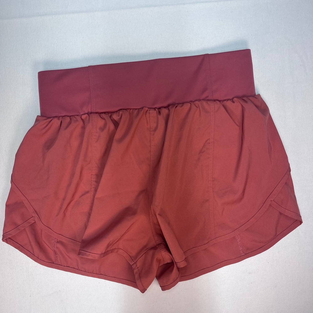 Lululemon Hotty Hot Shorts Rose Colored High Rise Elastic Waist‎ Pocket Size 6